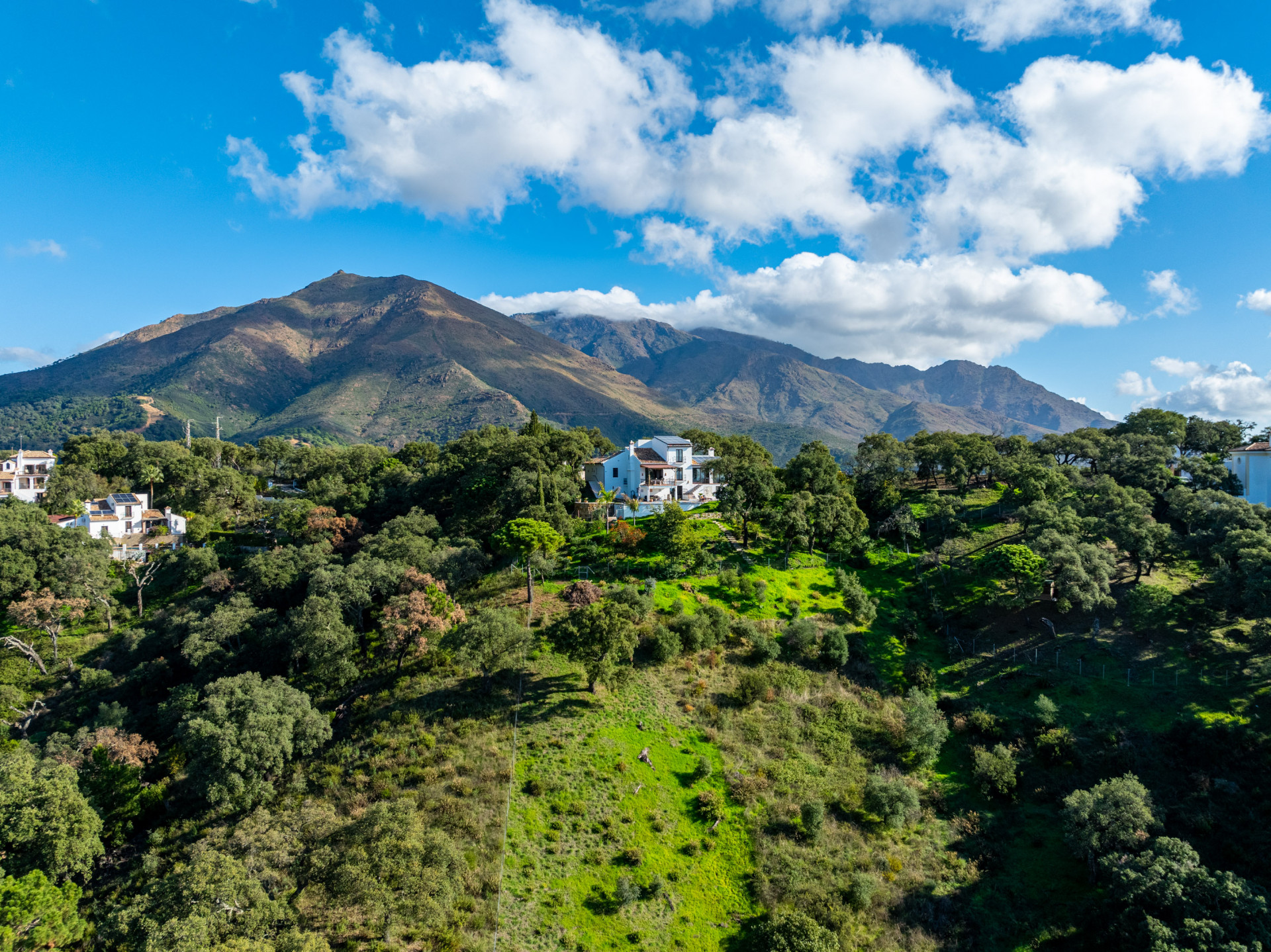 mountain-villa-casares